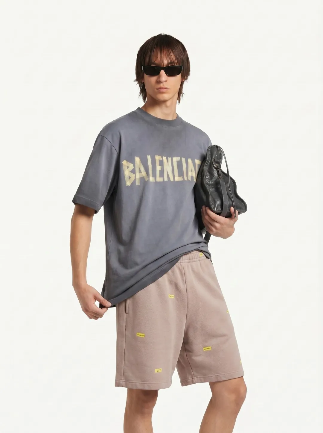 P90✨🔥 [balenciaga] 2026FW Paris Tape Letters Short Sleeve T-Shirt Premium 26s Double Yarn 300g Fabric Washed and sprayed with distressed process Color: Washed Brown Washed Purple Washed Gray Size: S M L XL 2XL